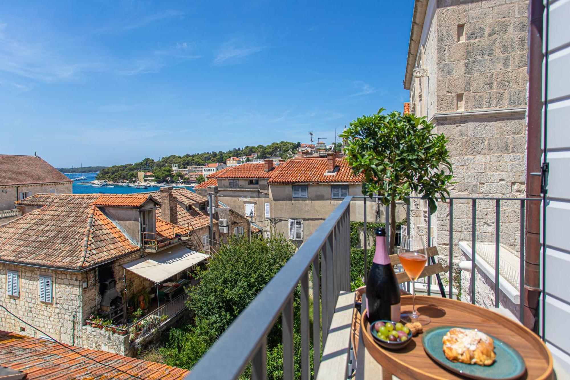 Villa Porta Maestra Hvar Town Bagian luar foto